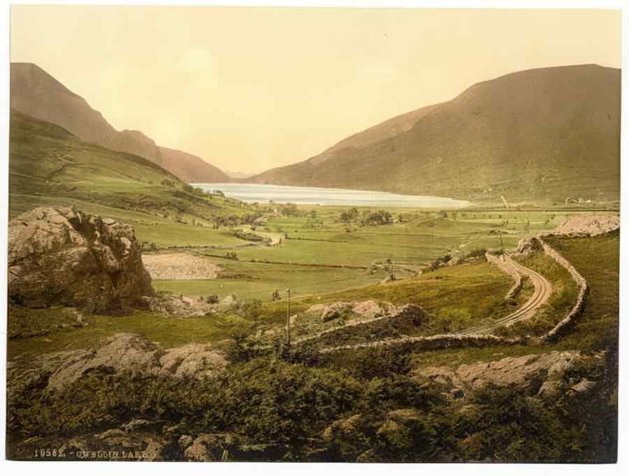 Vintage General View Cwellyn Lake Wales A4 Photo Print