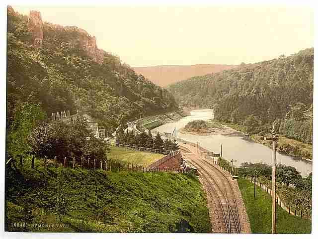 Vintage General view I Symonds Yat A4 Photo Print