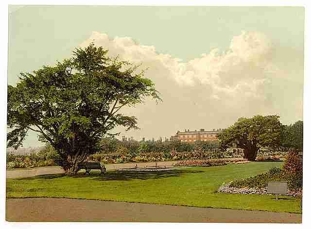 Vintage Hampton Court Palace London and suburbs A4 Photo Print