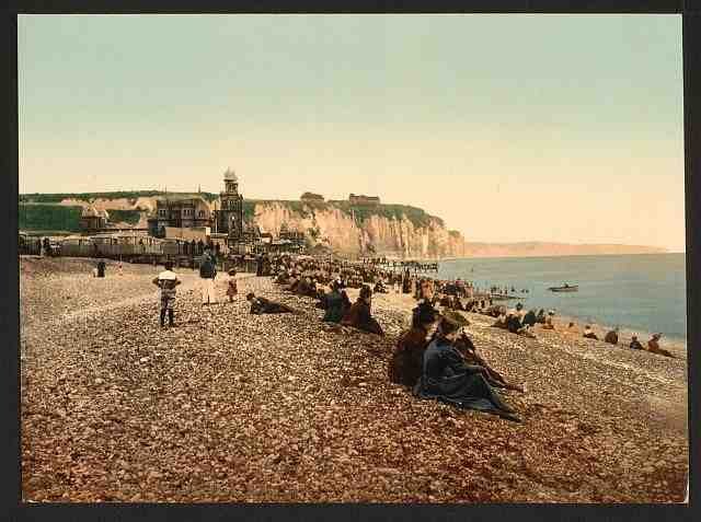 Vintage La plage et le casino Dieppe A4 Photo Print