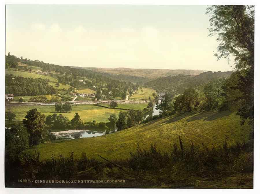 Vintage Looking Towards Lydbrook Kerne Bridge England A4 Photo Print