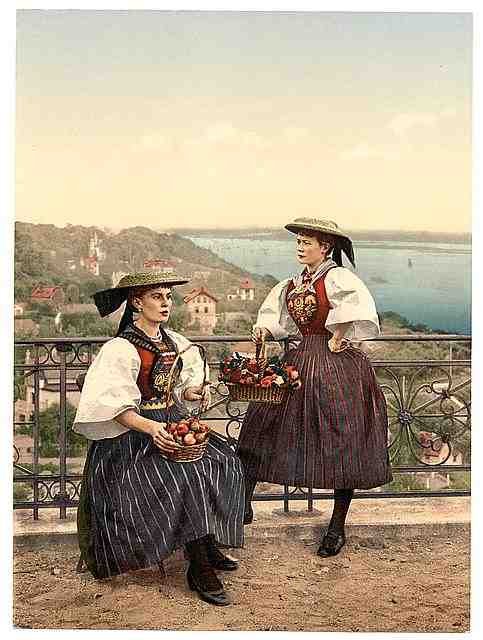 Vintage National Vierlander costume II Hamburg A4 Photo Print