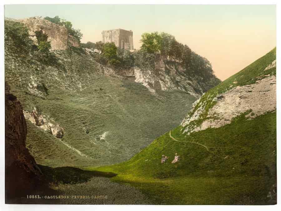 Vintage Peveril Castle Castleton Derbyshire England A4 Photo Print