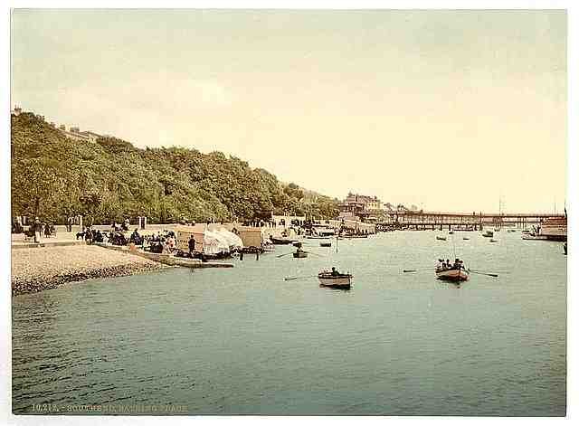 Vintage Pier and bathing place looking East Southend on Sea A4 Photo Print