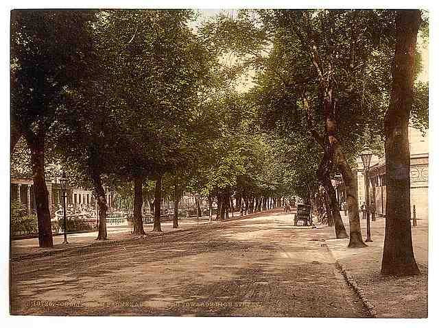 Vintage Promenade looking towards Hight Street Cheltenham A4 Photo Print