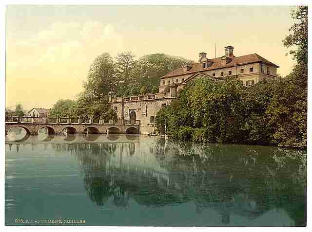 Vintage Royal castle Pyrmon A4 Photo Print