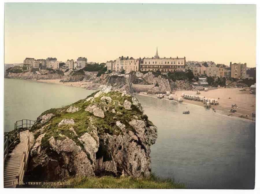 Vintage South Sands Tenby Wales A4 Photo Print