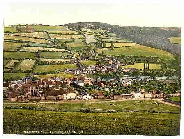 Vintage Taddiport from Castle Hill Torrington A4 Photo Print