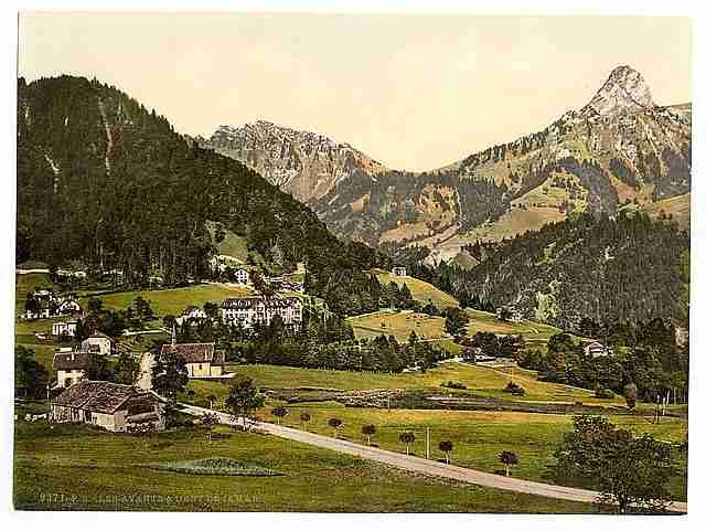 Vintage The Avants Geneva Lake A4 Photo Print