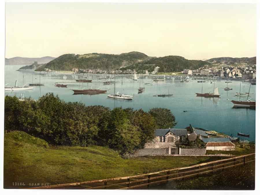 Vintage The Bay Oban Scotland A4 Photo Print
