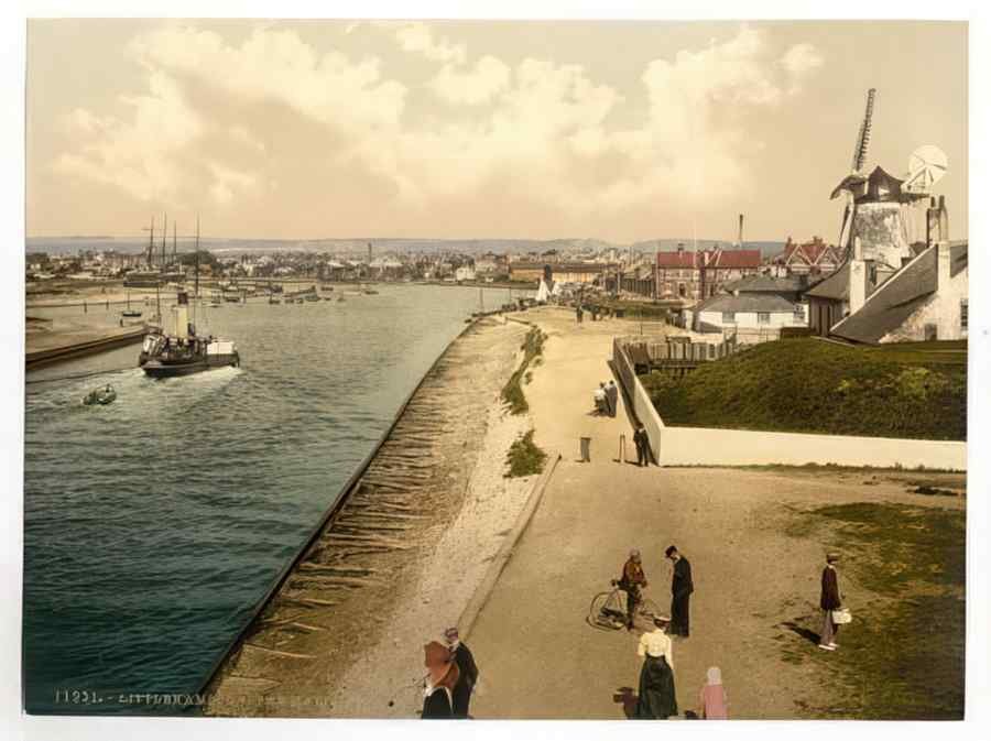 Vintage The Harbour Littlehampton England A4 Photo Print