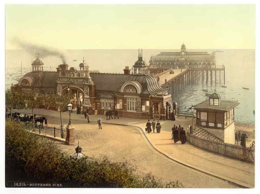 Vintage The Pier Southendonsea England A4 Photo Print