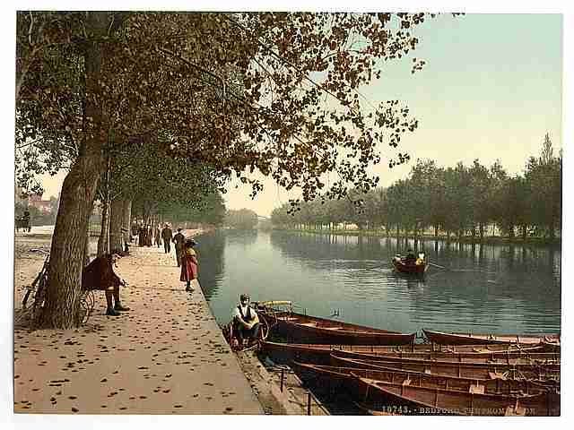 Vintage The Promenade Bedford A4 Photo Print