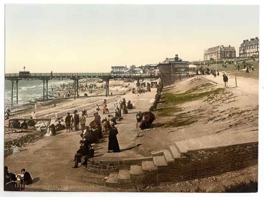 Vintage The Promenade Hunstanton England A4 Photo Print