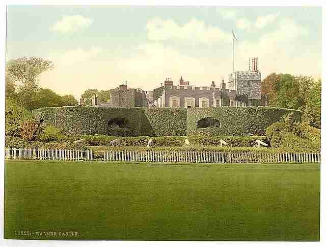 Vintage The castle Walmer A4 Photo Print