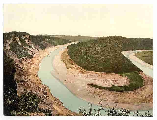 Vintage Tidenham bend and cliffs Chepstow A4 Photo Print