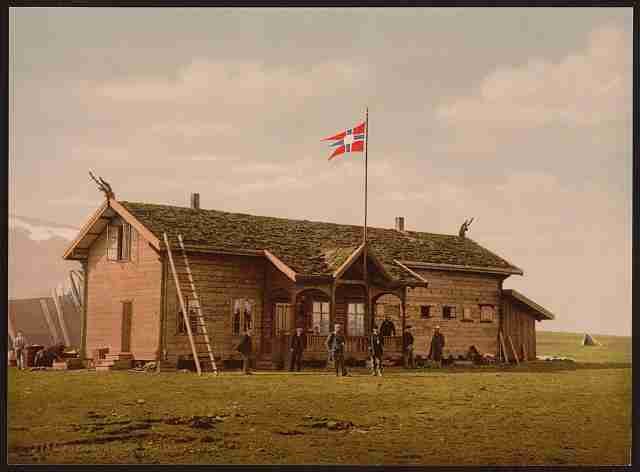 Vintage Tourists house Spitzbergen A4 Photo Print