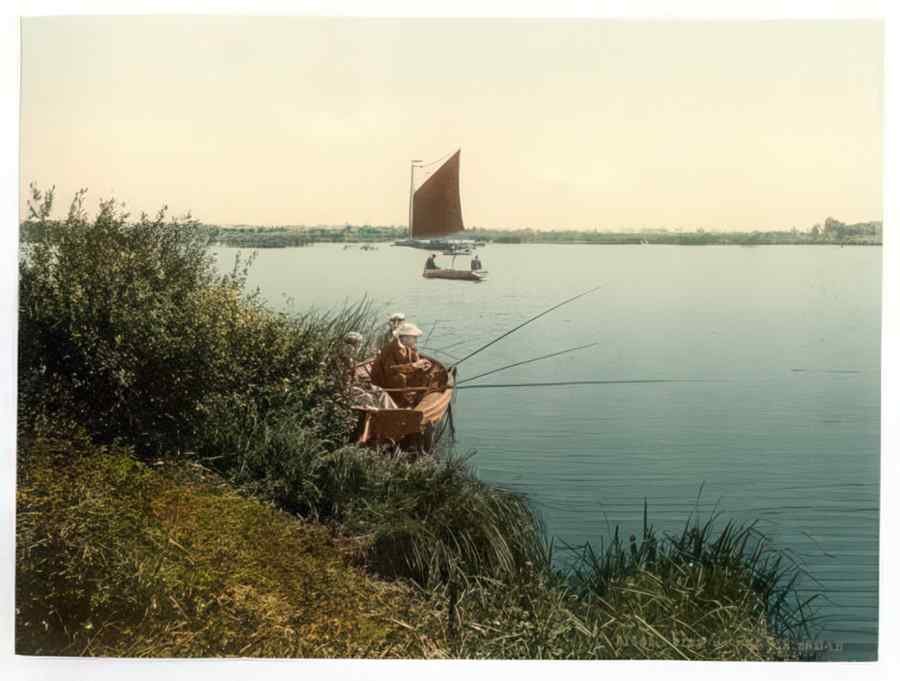 Vintage View On The River Barton Broad England A4 Photo Print