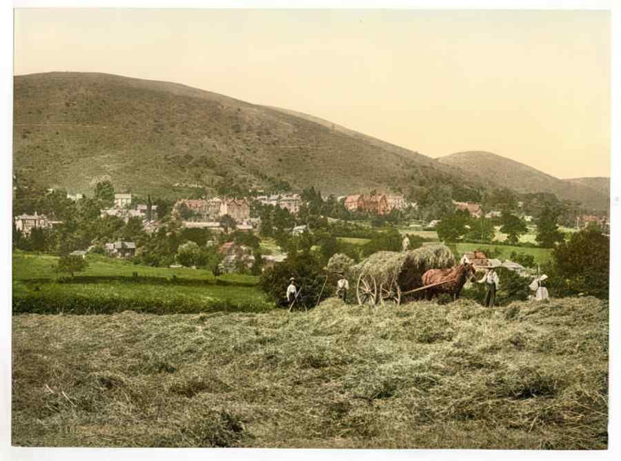 Vintage Wells Malvern England A4 Photo Print