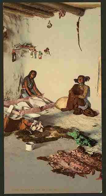 Vintage Women at the Matate Moki pueblos A4 Photo Print