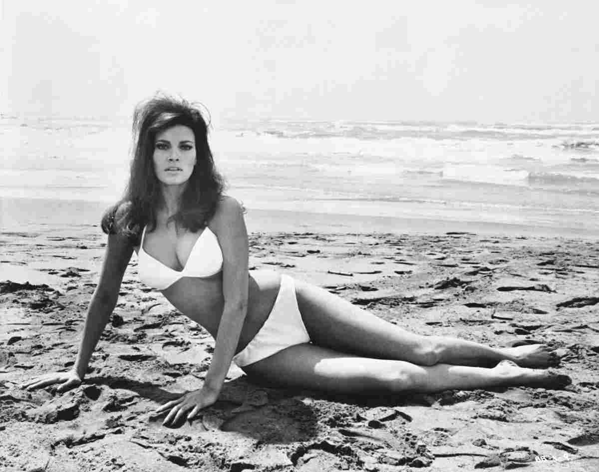 Welch Raquel Biggest Bundle of Them All The z1 film star poster A4 Photo Print