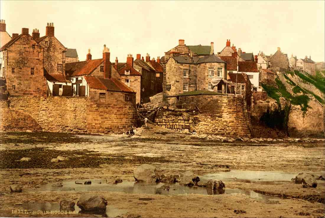 Whitby Robin Hoods Bay Yorkshire 09078u A4 Photo Print