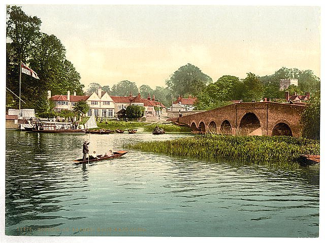 White Hart Hotel Sonning on Thames Vintage A4 Photo Print