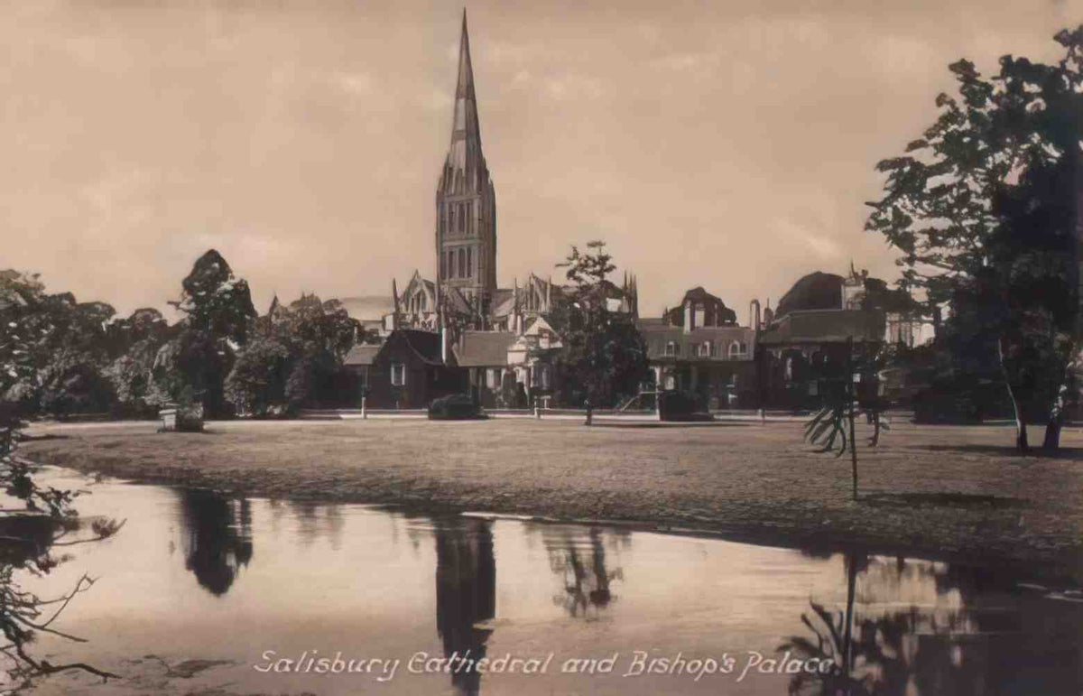 Wiltshire Salisbury Cathedral and Bishops Palace 1910s Vintage A4 Photo Print