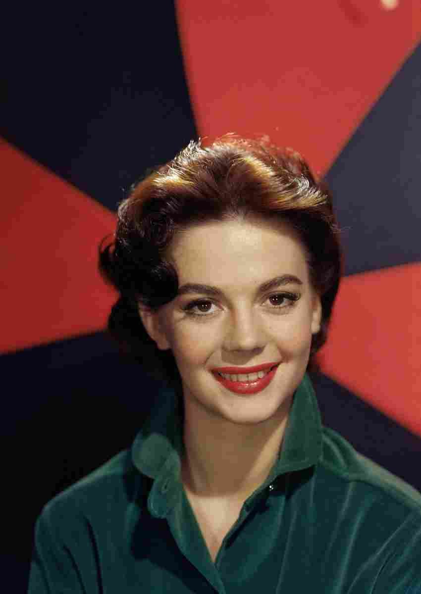 Wood Natalie 16 film star poster A4 Photo Print