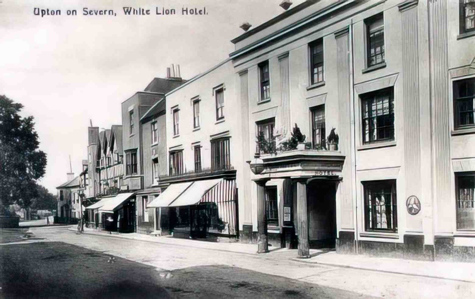 Worcestershire Upton on Severn White Lion Hotel 1900's Vintage A4 Photo Print