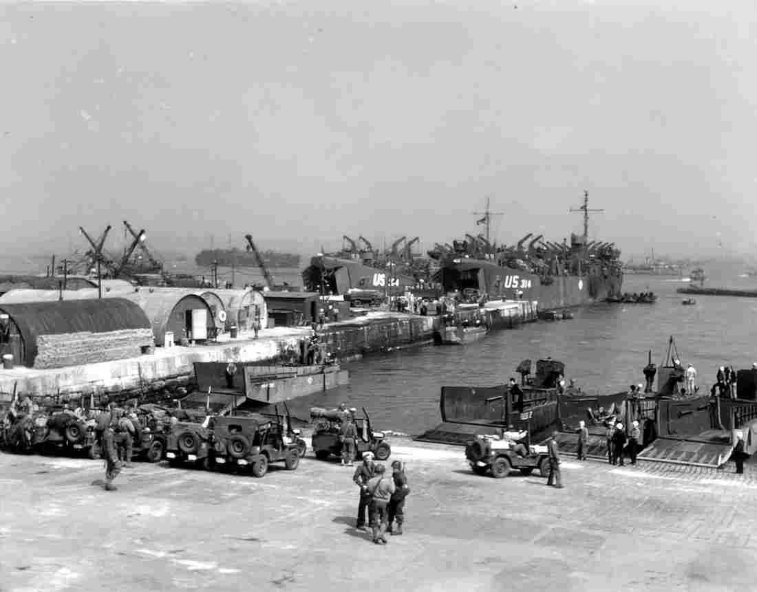 World War II 1261 Military A4 Photo Print