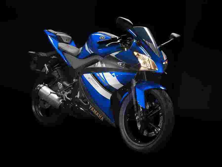 YAMAHA YZF R125 2628 11 Car A4 Photo Print