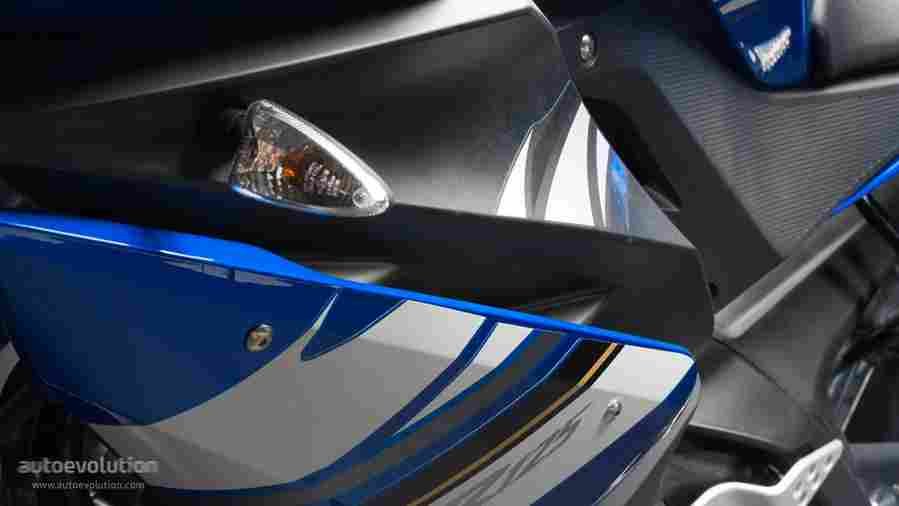 YAMAHAYZF R125 2628 3 Car A4 Photo Print