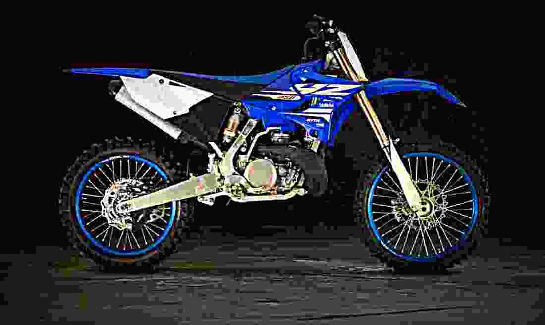 Yamaha AG200F 2018 3 motorbike A4 Photo Print