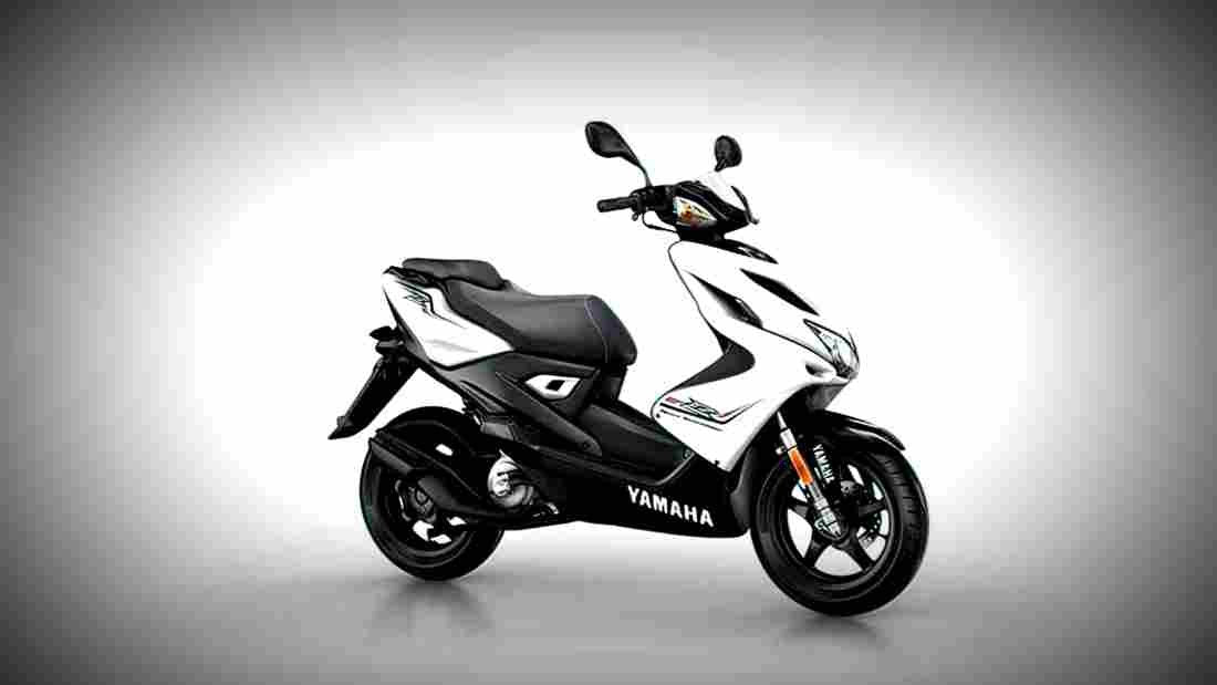 Yamaha Aerox R 2017 4 motorbike A4 Photo Print