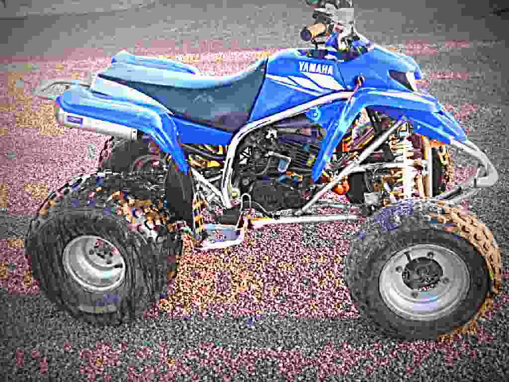 Yamaha Blaster 200 2005 4 motorbike A4 Photo Print