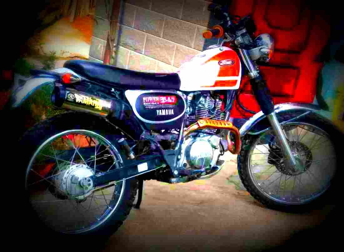 Yamaha Bronco Bronco 4 motorbike A4 Photo Print