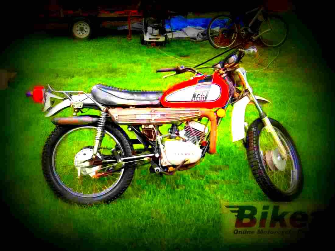 Yamaha DT 125 E 1974 4 motorbike A4 Photo Print
