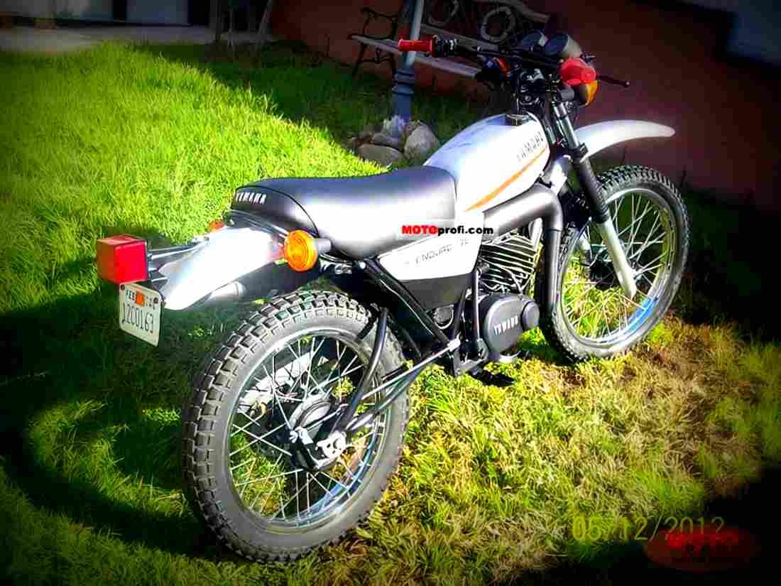Yamaha DT 175 MX 1978 1 motorbike A4 Photo Print