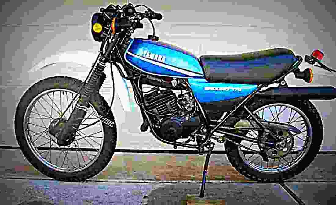 Yamaha DT 175 MX 1982 6 motorbike A4 Photo Print