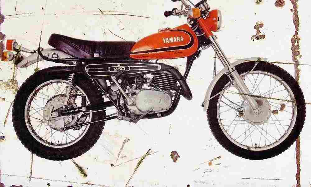 Yamaha DT2 250 1974 Aged Vintage A4 Photo Print