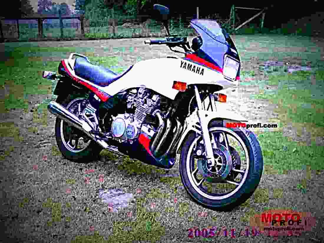 Yamaha FJ 1100 (reduced effect) 1986 2 motorbike A4 Photo Print
