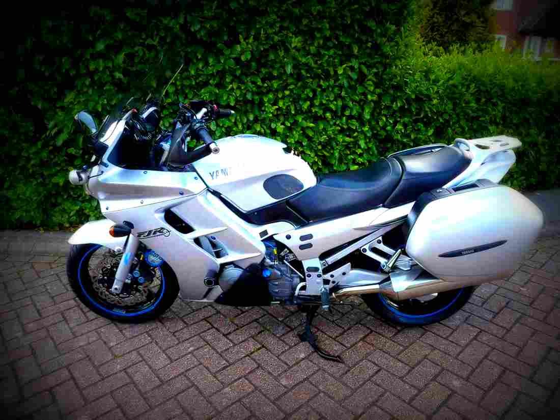 Yamaha FJR 1300 2001 2 motorbike A4 Photo Print