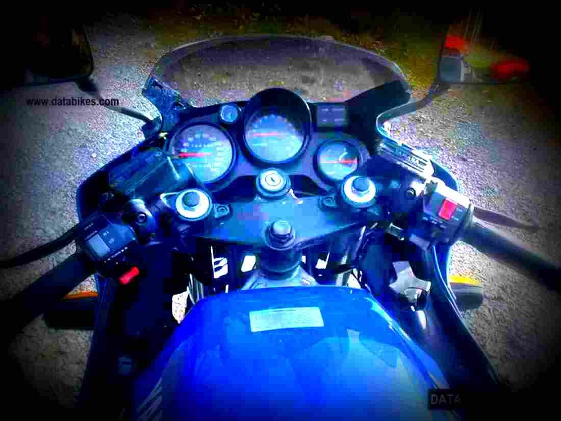 Yamaha FZ 750 1992 6 motorbike A4 Photo Print