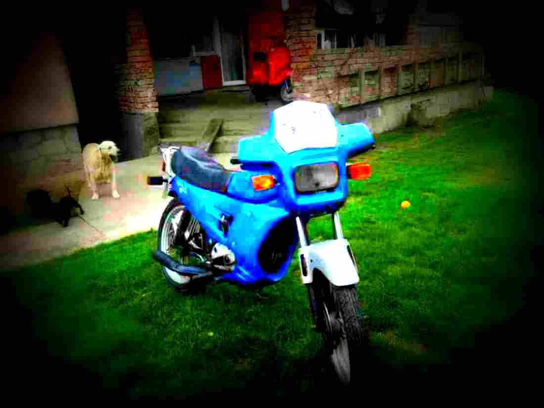 Yamaha FZ 750 Genesis (reduced effect) 1987 6 motorbike A4 Photo Print