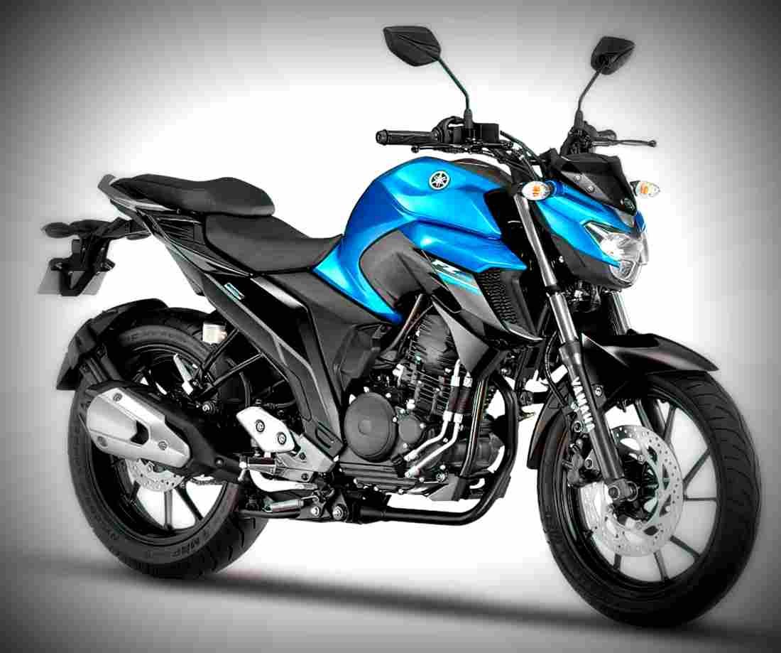 Yamaha FZ25 2017 1 motorbike A4 Photo Print