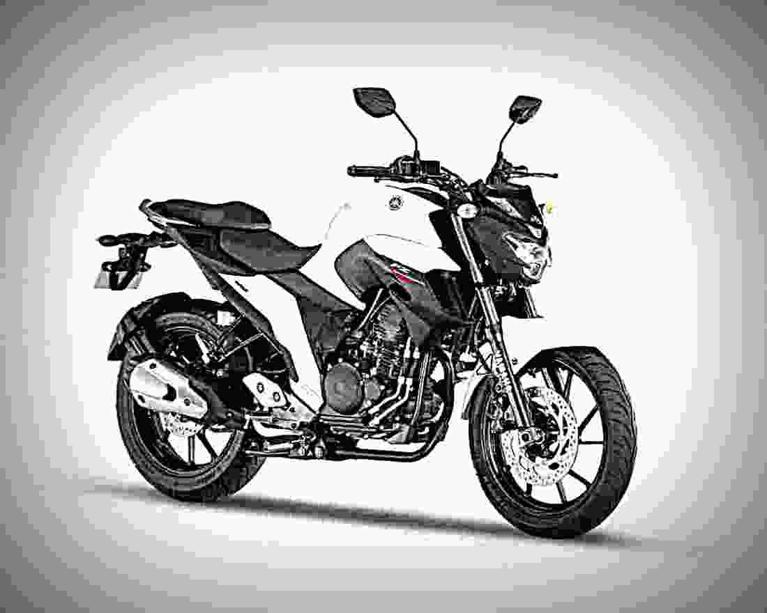 Yamaha FZ25 2017 2 motorbike A4 Photo Print