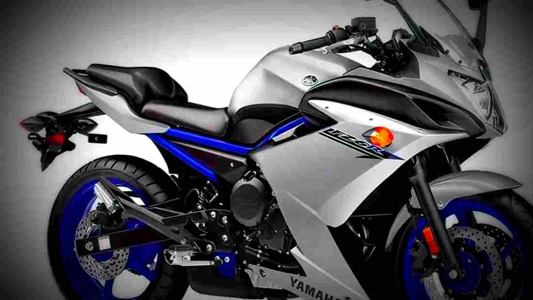 Yamaha FZ6R 2018 4 motorbike A4 Photo Print