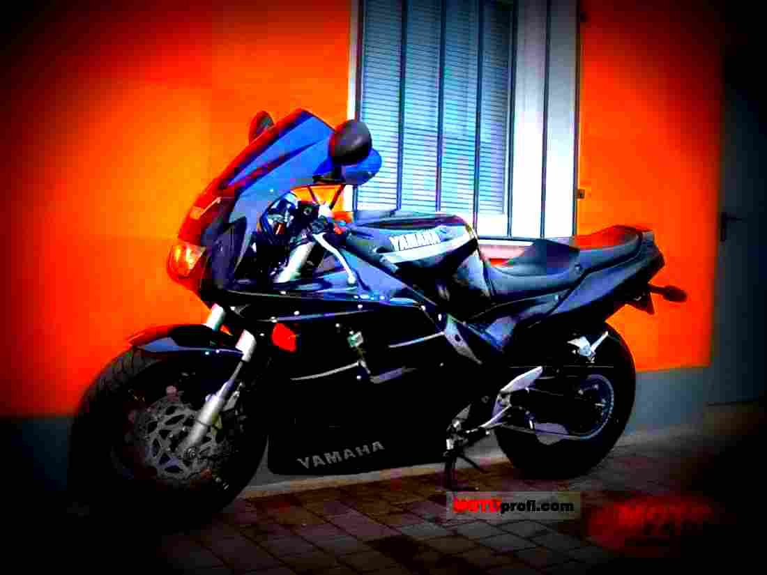 Yamaha FZR 1000 1994 4 motorbike A4 Photo Print