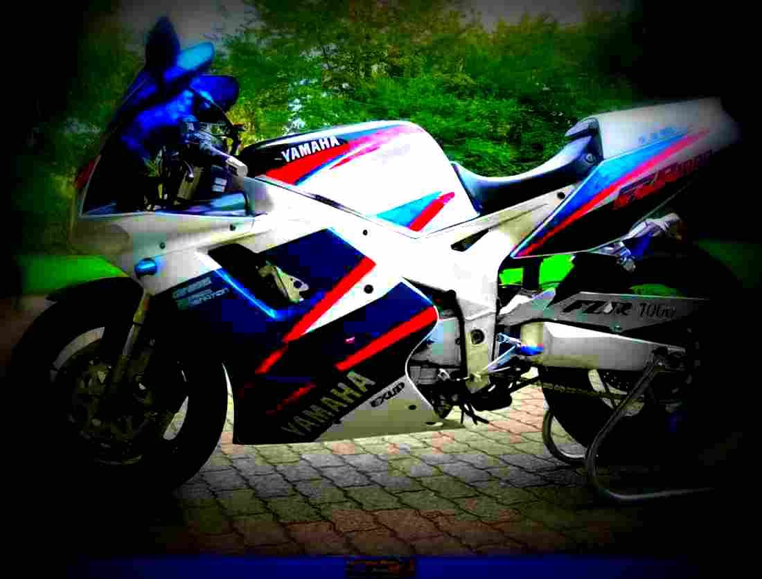 Yamaha FZR 1000 1995 3 motorbike A4 Photo Print